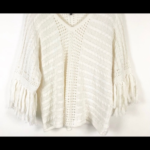 Cabi Fiesta Poncho Sweater, size M - Picture 5 of 9